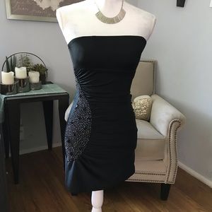 Strapless black dress Size: S